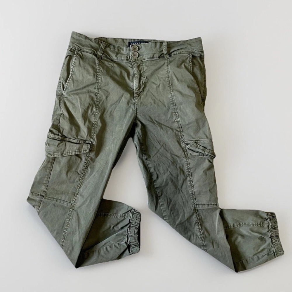 Standard Surplus by Sanctuary Green Cargo Pants Size 28 Ankle Length